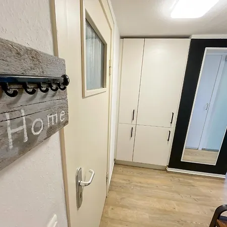 Auszeit Am Gruenstrand Apartment *
